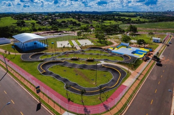 Setpar lana bairro aberto com infraestrutura de condomnio em So Jos do Rio Preto/SP.